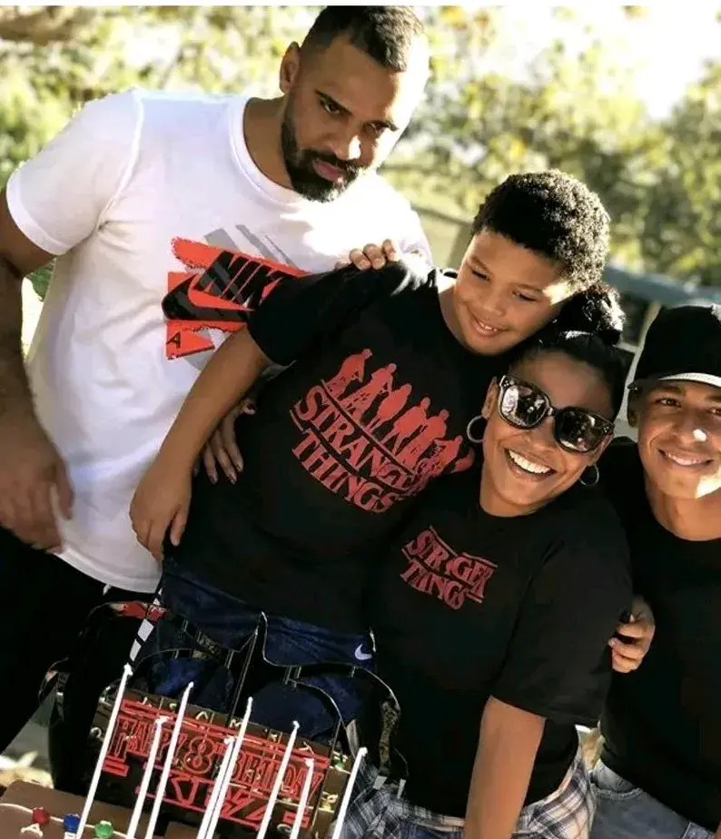 投向啦啦队, 乌度卡在火, 乌度卡和前 投向啦啦队, 乌度卡在火, 乌度卡和前