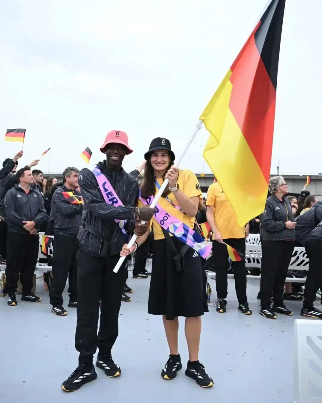 是黑人, 运最好成绩, 德是否已经 是黑人, 运最好成绩, 德是否已经